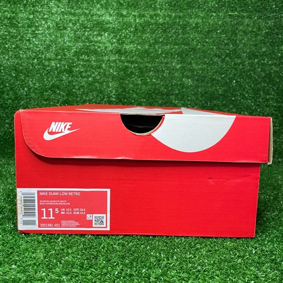 Dunk Low - Picture 3 of 3